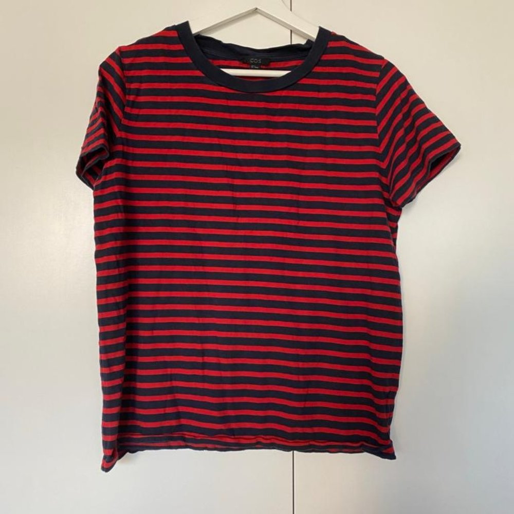 COS T-shirt